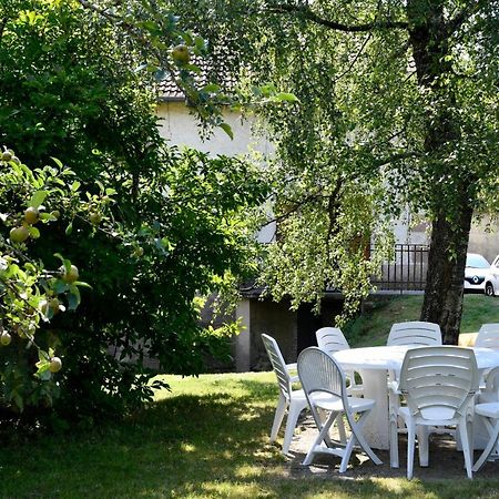 Ferme De Ma Grand-Mere Le Haut-du-Them Zewnętrze zdjęcie